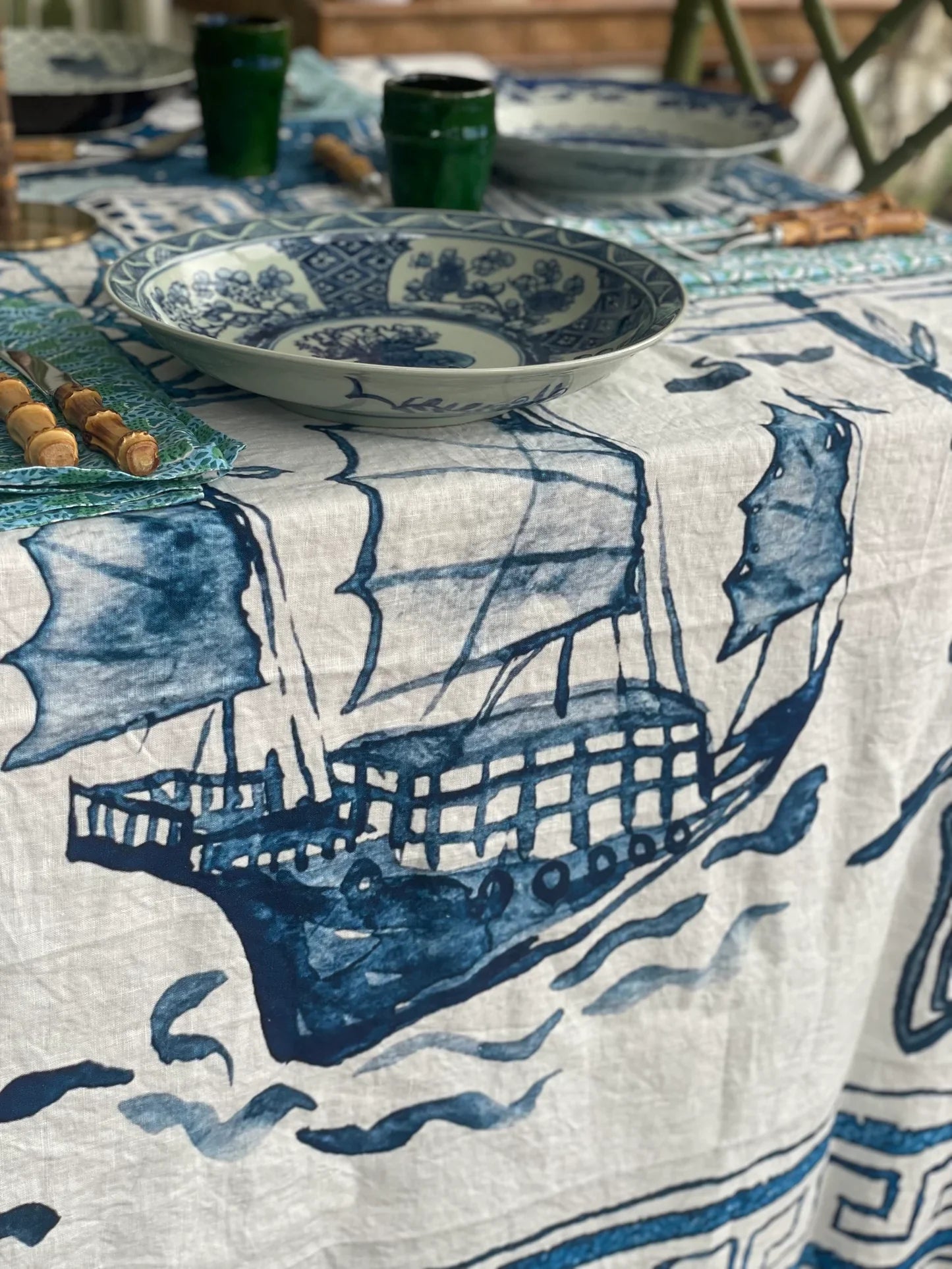 " Hong Kong Homage " Linen Tablecloth - The Ginger Jar Lamp Co.
