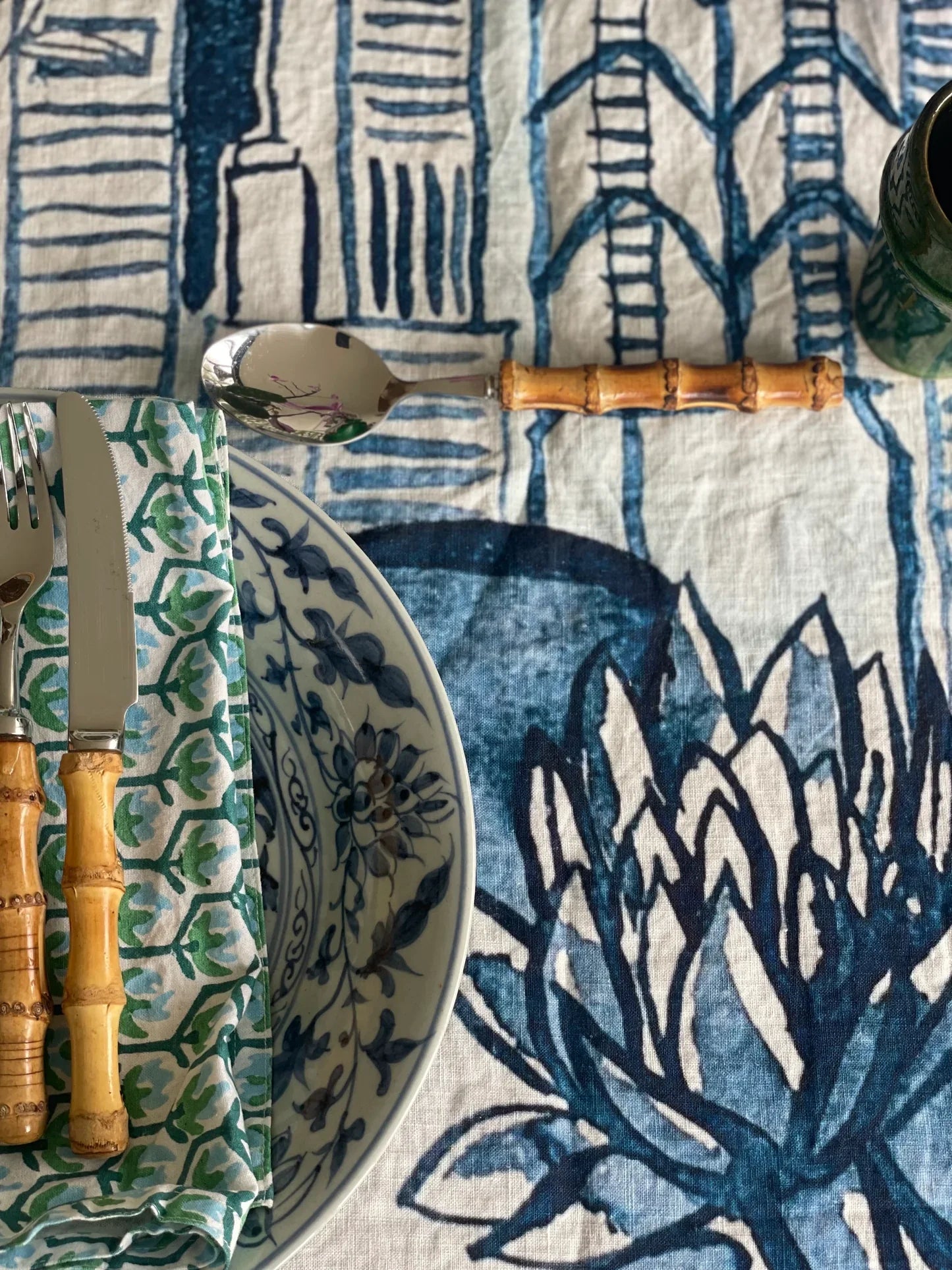 " Hong Kong Homage " Linen Tablecloth - The Ginger Jar Lamp Co.